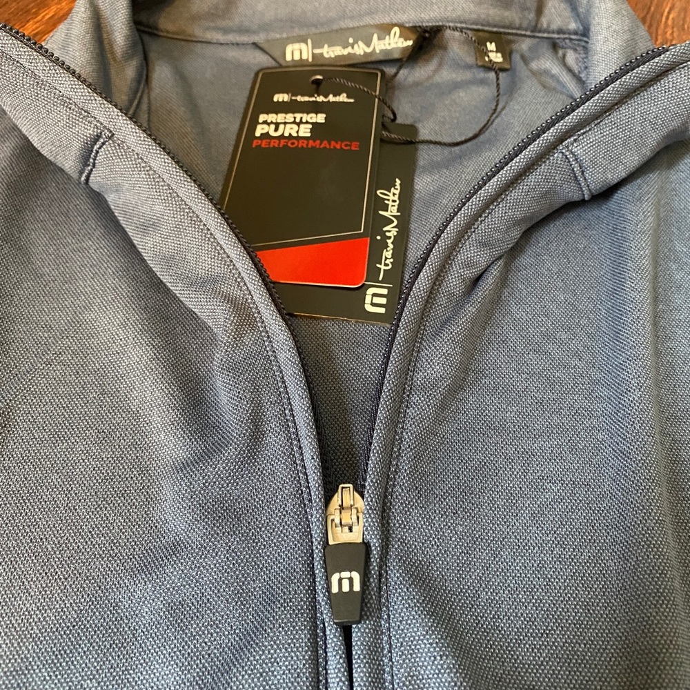 TravisMathew Coto Performance 1/4-Zip -NWT - medium